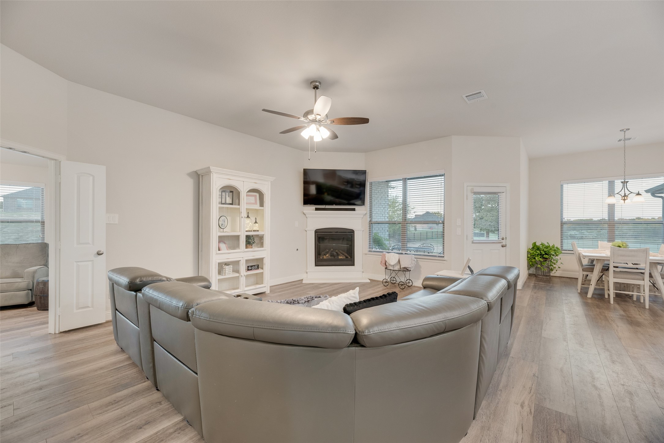 545 Private Road 7017 Edgewood TX 75117