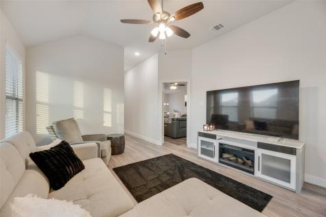 545 Private Road 7017 Edgewood TX 75117