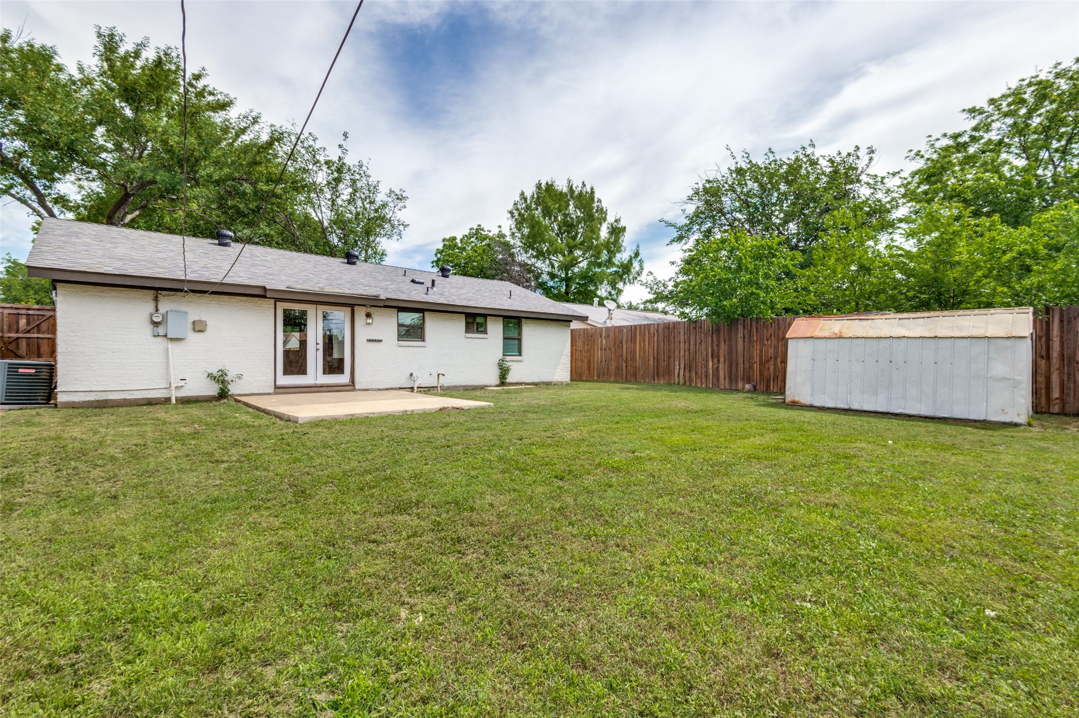 737 Cranbrook Lane Grand Prairie TX 75052