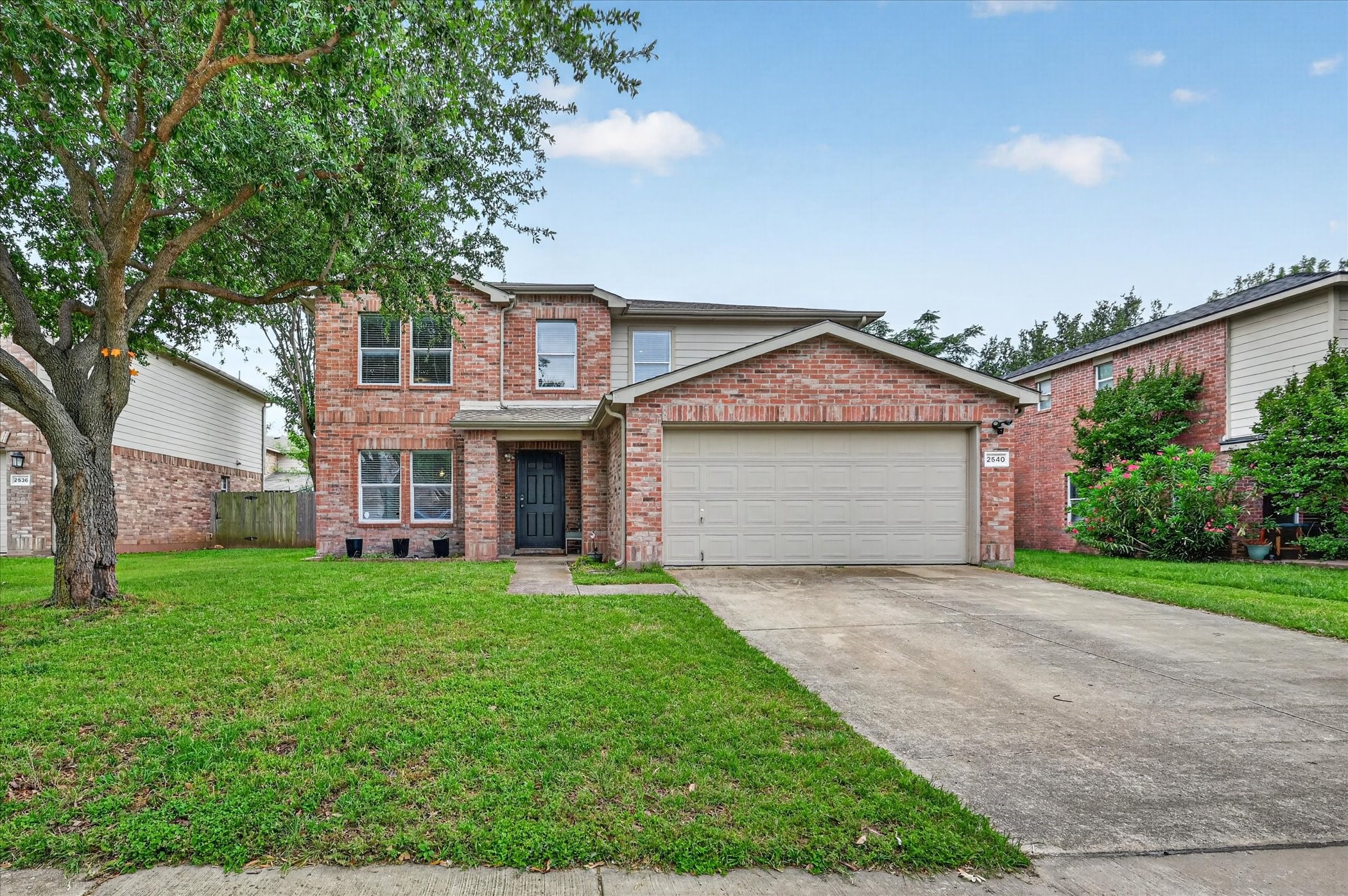 2540 Blue Myrtle Way Dallas TX 75212