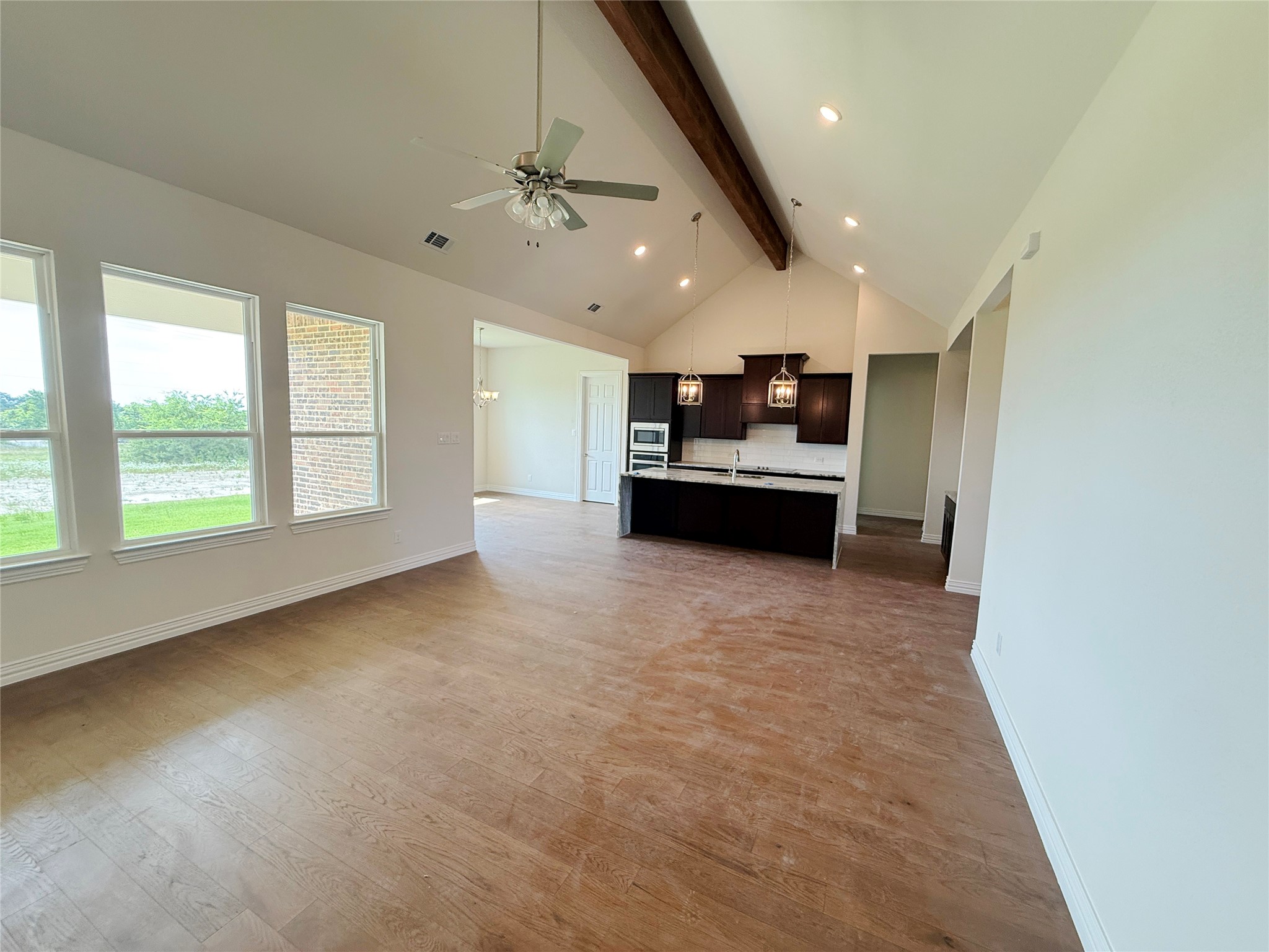 208 Slimp Bluff Azle TX 76020