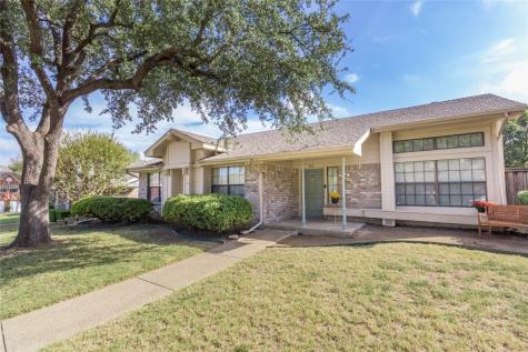 306 Hillside Court Garland TX 75043