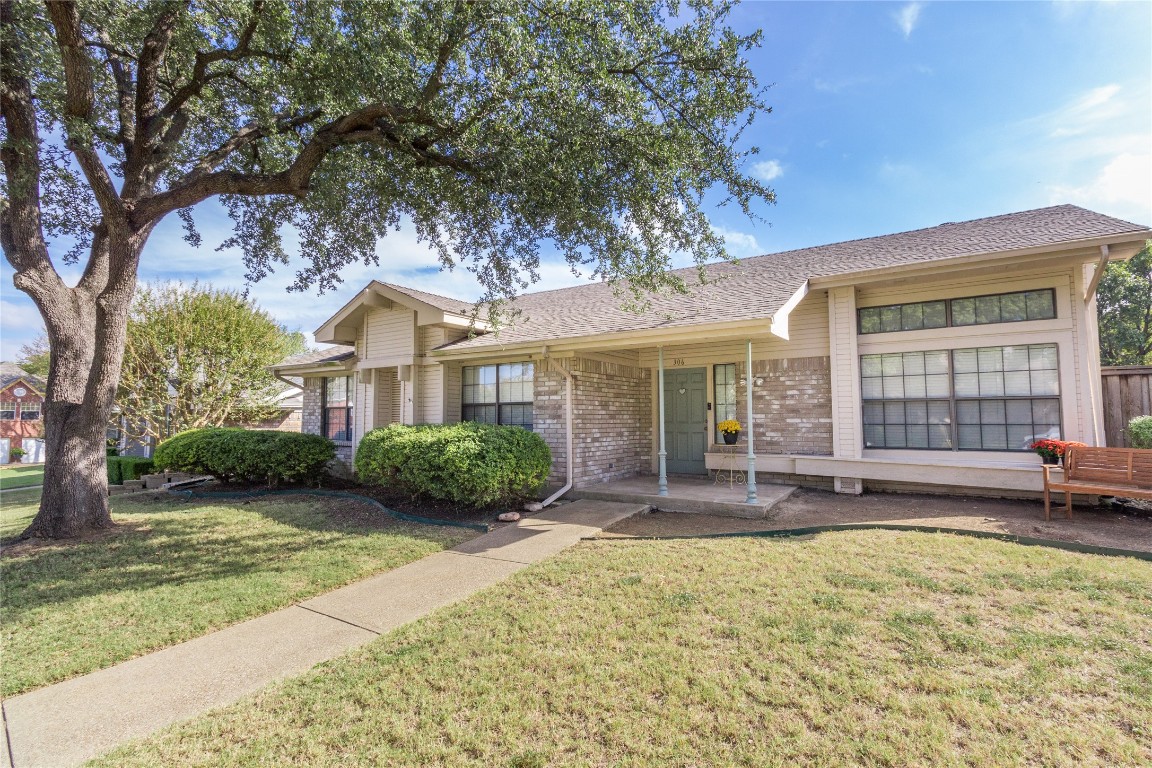 306 Hillside Court Garland TX 75043