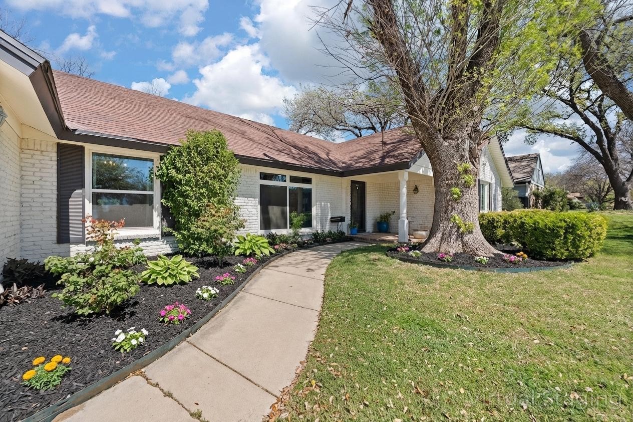 8116 Bangor Drive Benbrook TX 76116