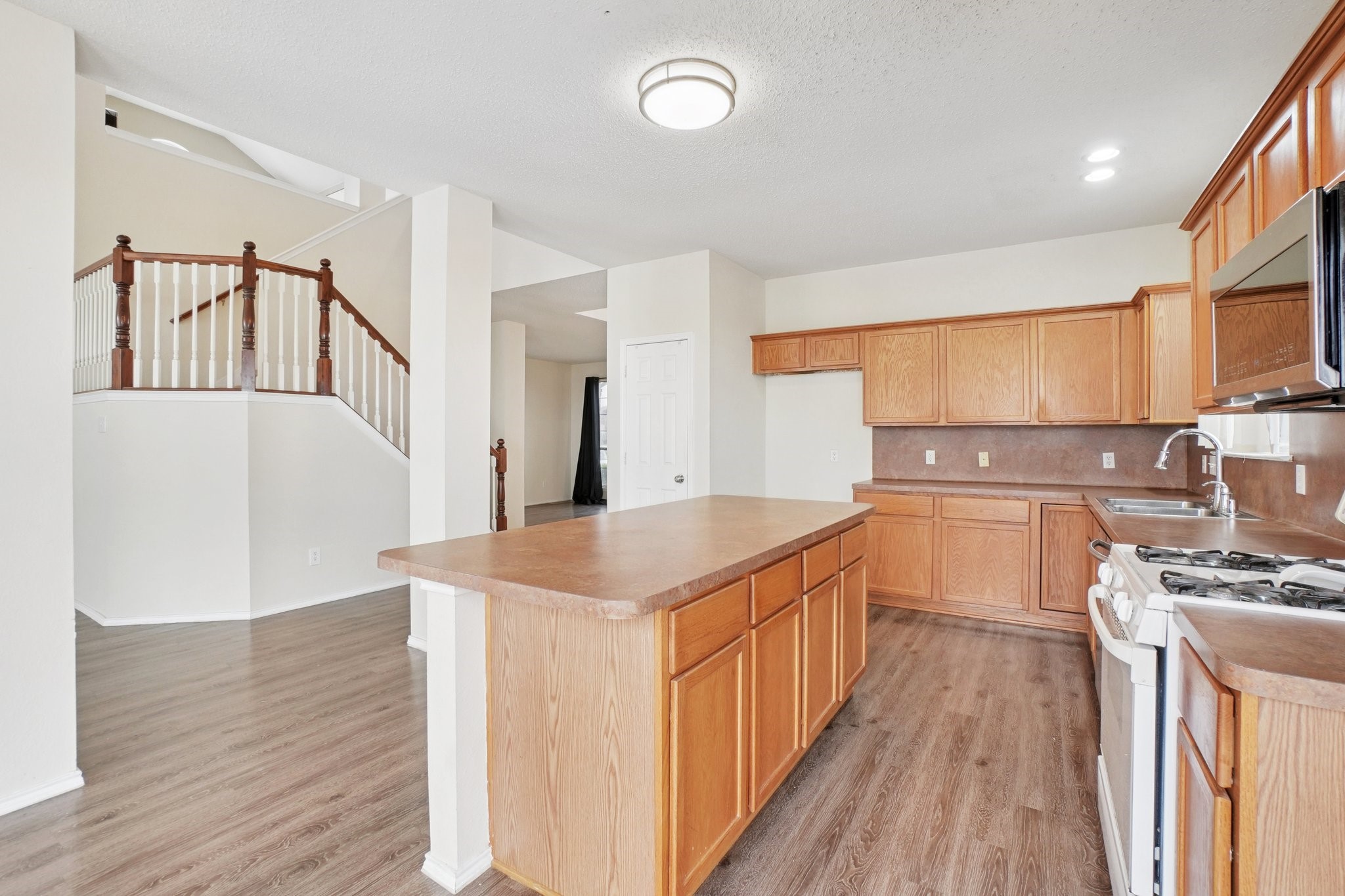 3330 Midstream Court Mesquite TX 75181
