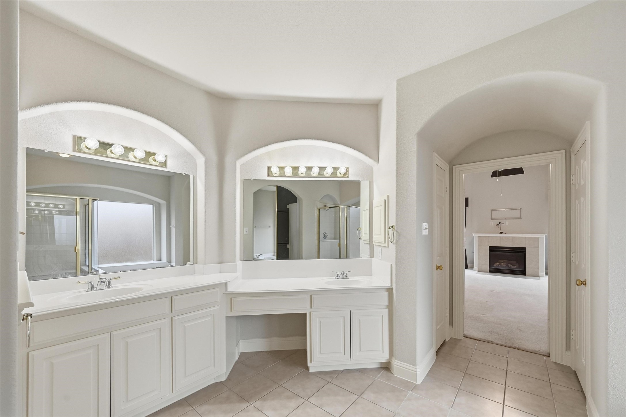 222 River Birch Trail Garland TX 75040
