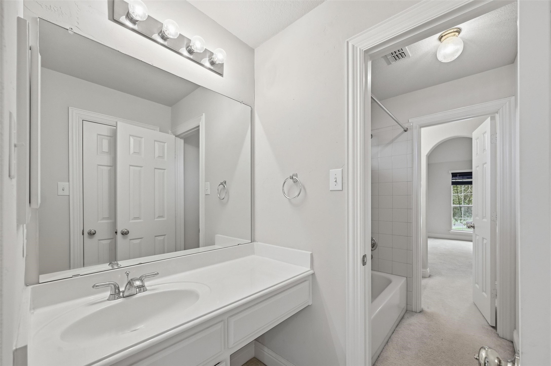 222 River Birch Trail Garland TX 75040