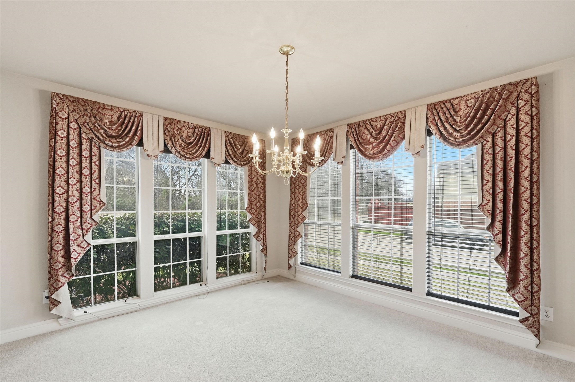 222 River Birch Trail Garland TX 75040