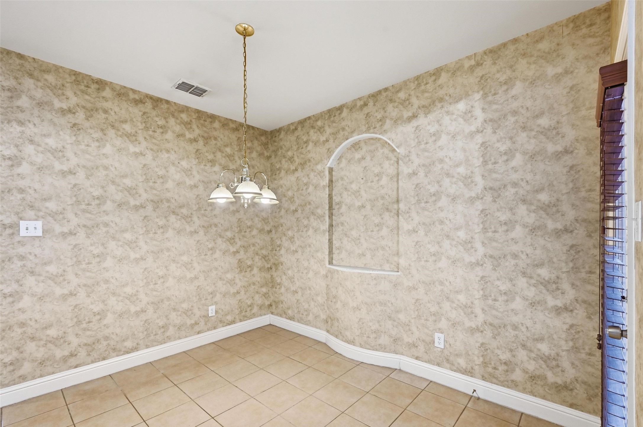 222 River Birch Trail Garland TX 75040