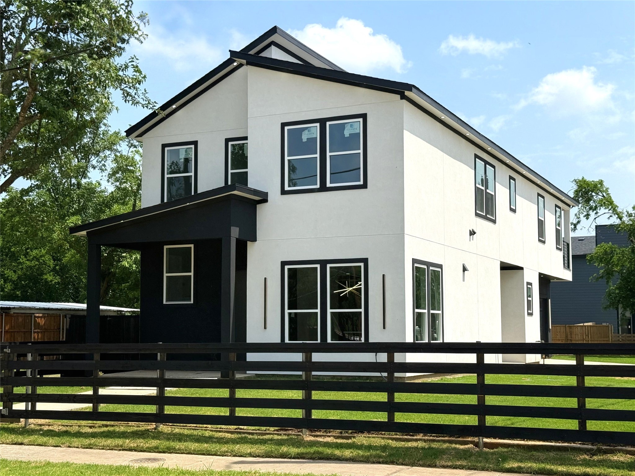 2404 56th Street Dallas TX 75241