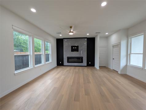 2404 56th Street Dallas TX 75241