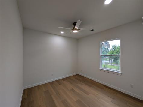2404 56th Street Dallas TX 75241