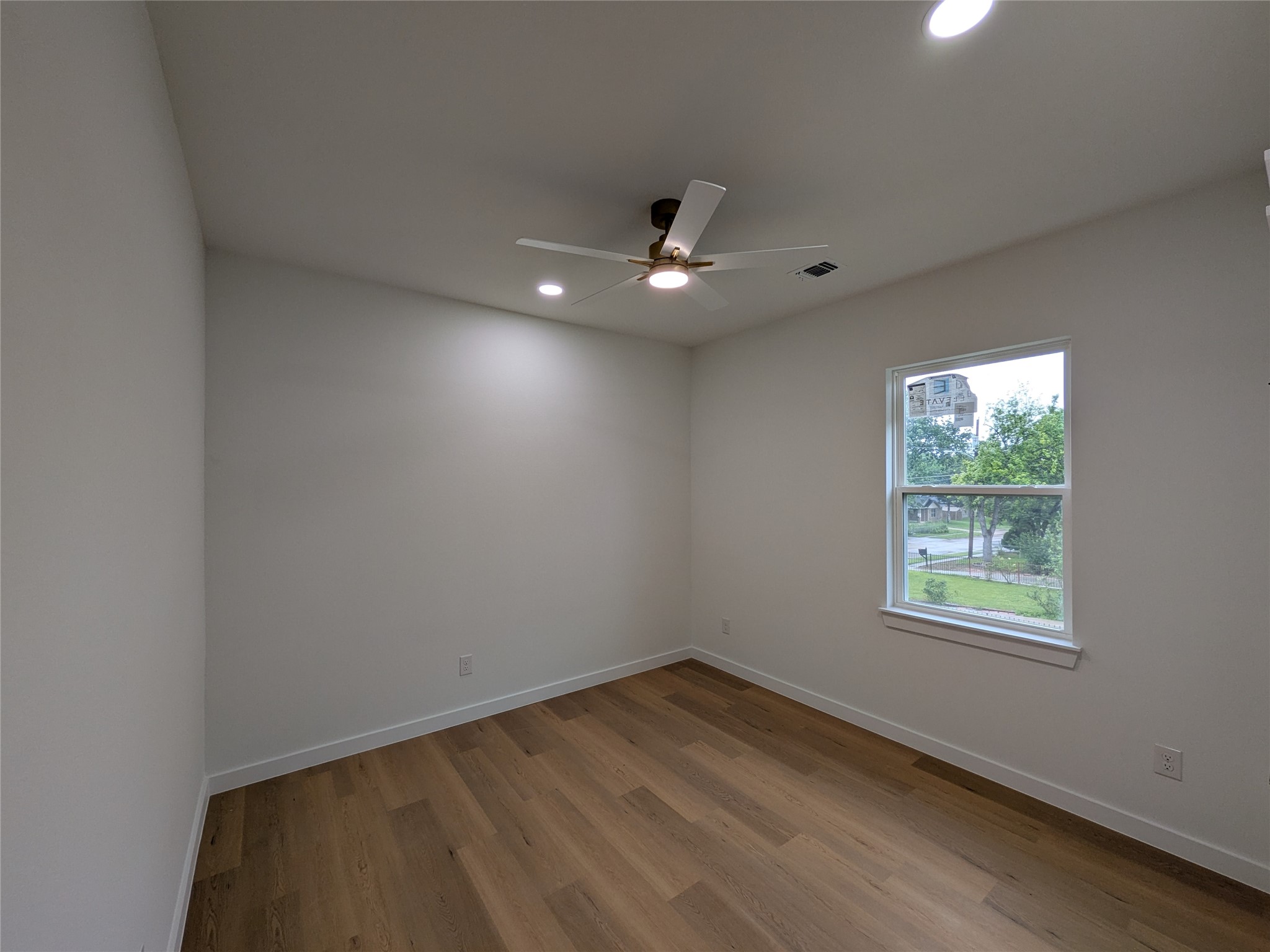 2404 56th Street Dallas TX 75241