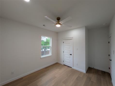2404 56th Street Dallas TX 75241