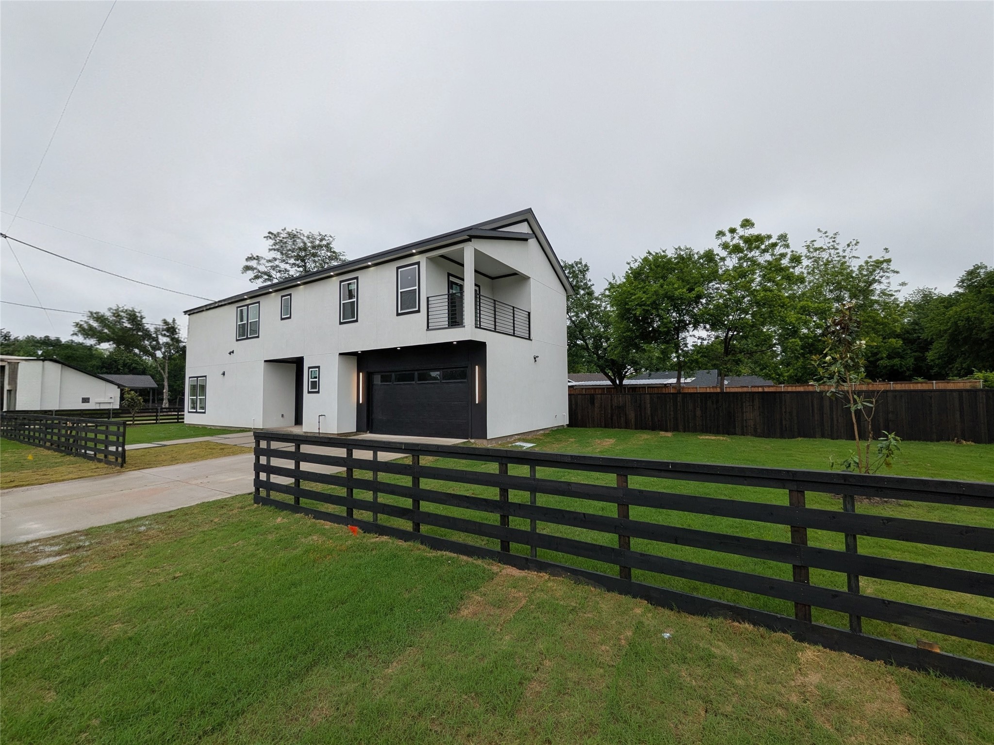 2404 56th Street Dallas TX 75241
