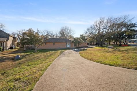 139 Lakeshore Drive Waxahachie TX 75165
