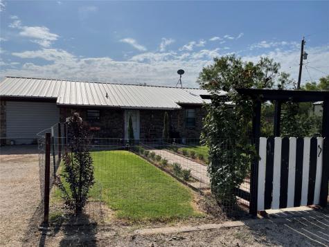 515 Avenue N Anson TX 79501