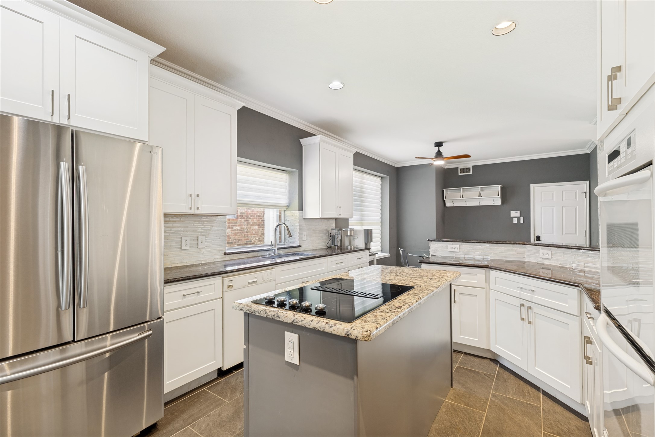 322 Hampton Court Coppell TX 75019