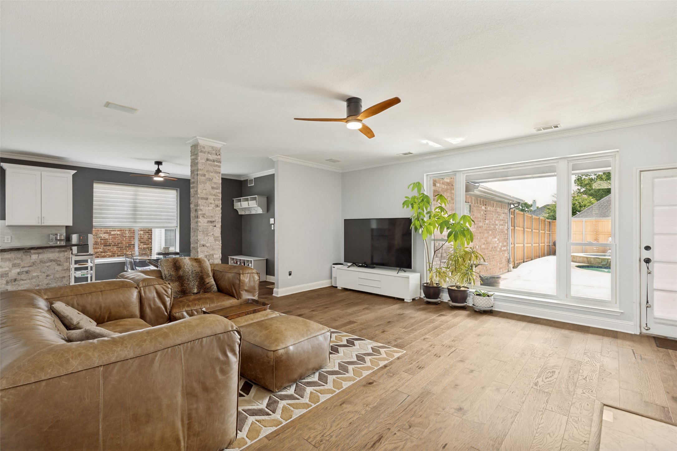 322 Hampton Court Coppell TX 75019