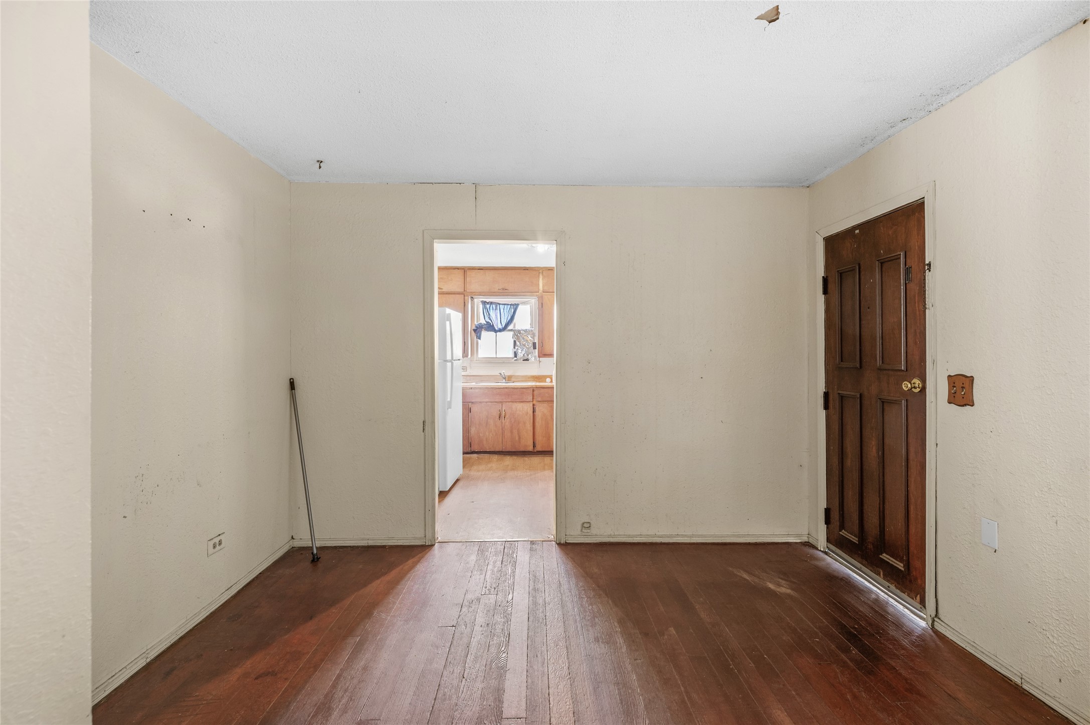 601 Dubois Street Denison TX 75020