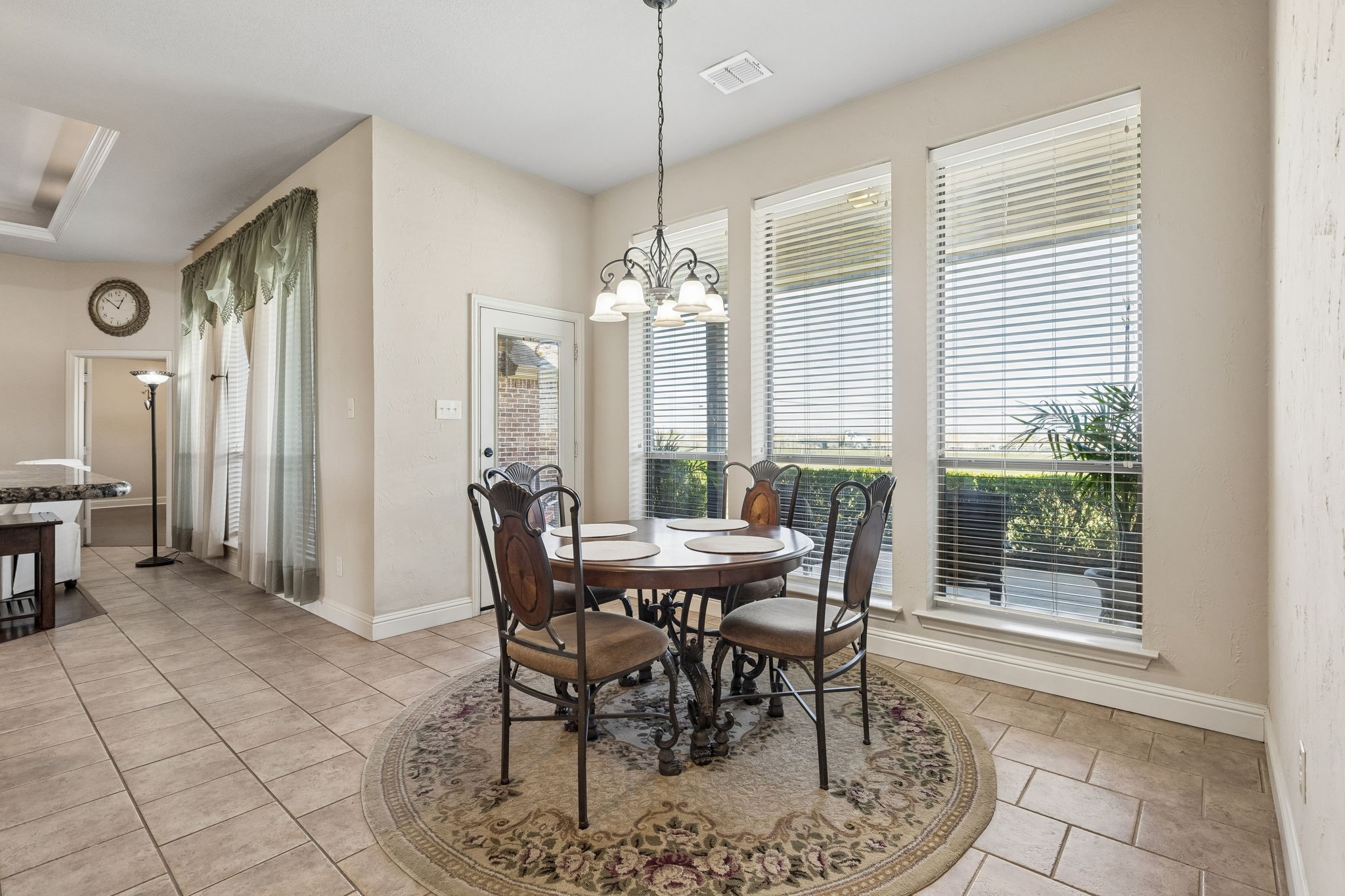 600 Lonesome Trail Haslet TX 76052