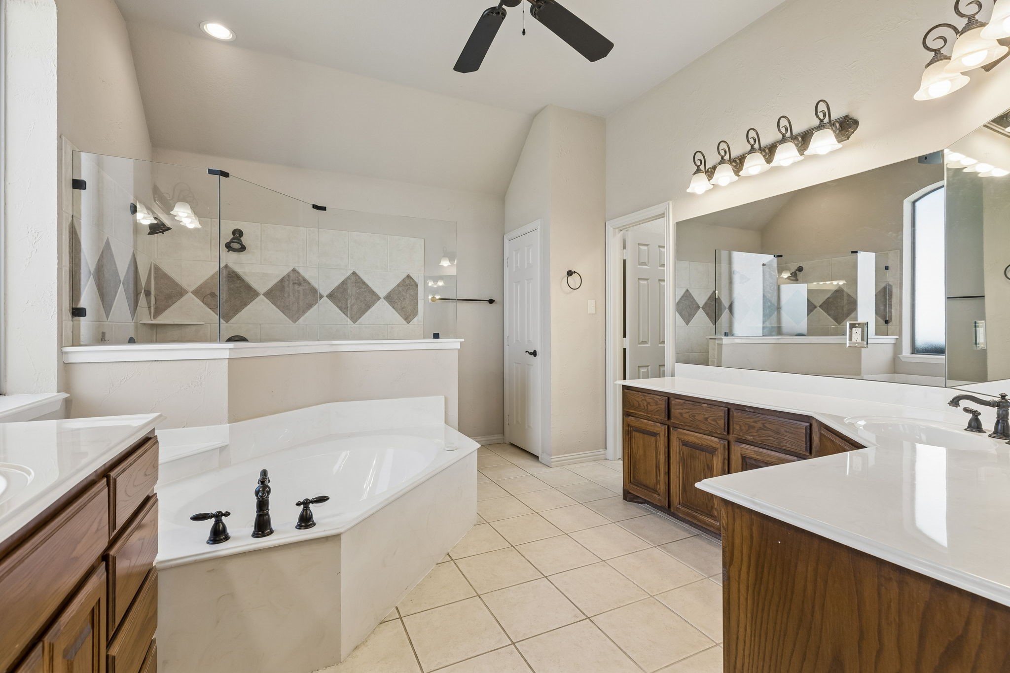 600 Lonesome Trail Haslet TX 76052