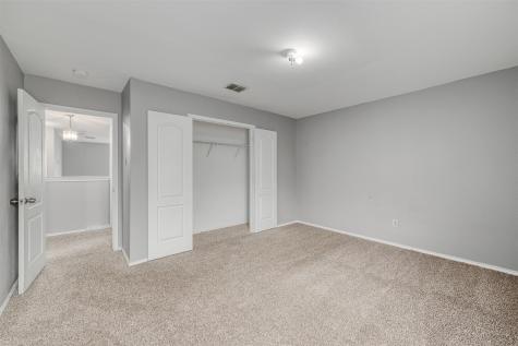 1092 Winding Creek Cedar Hill TX 75104