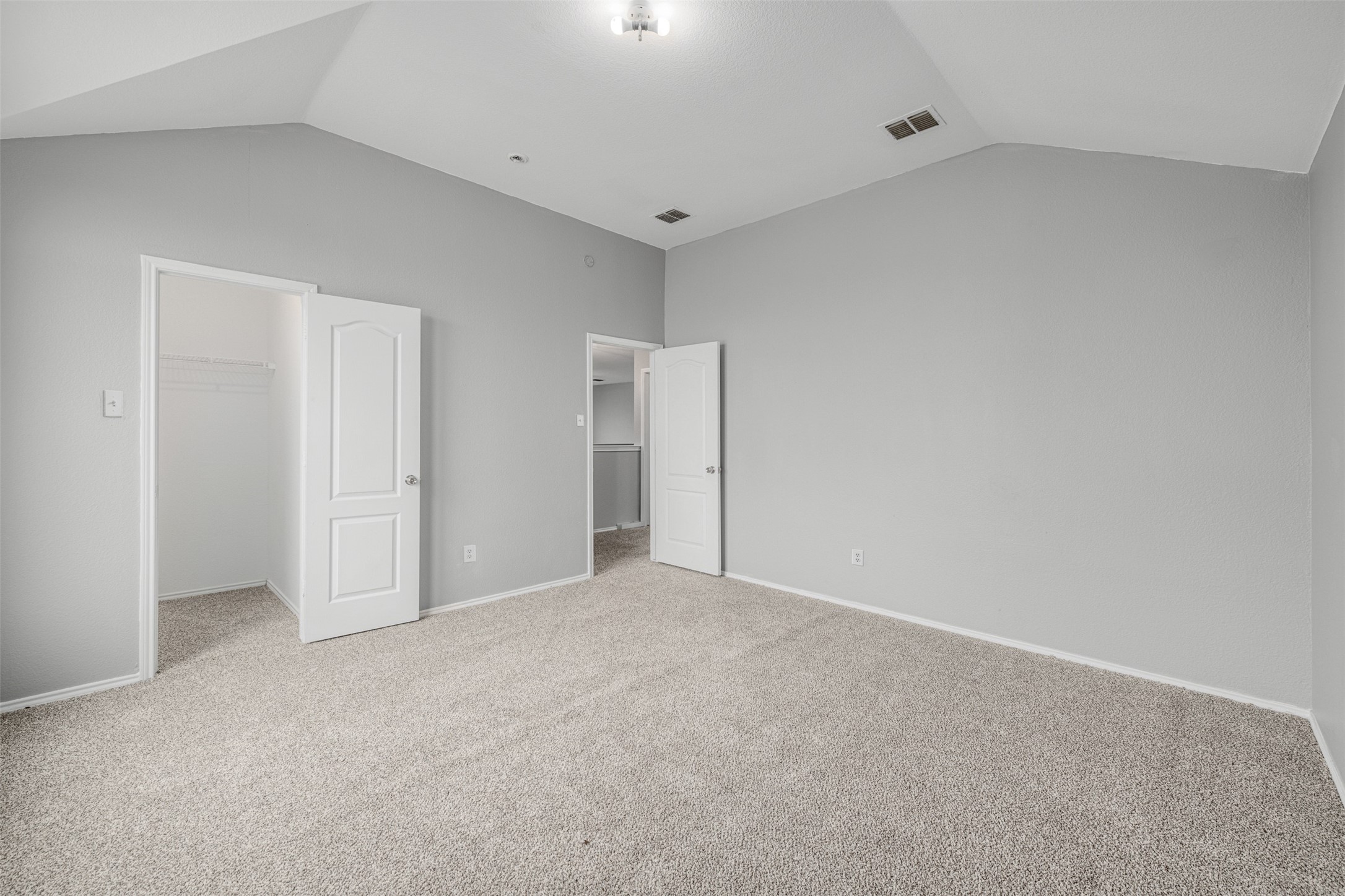 1092 Winding Creek Cedar Hill TX 75104