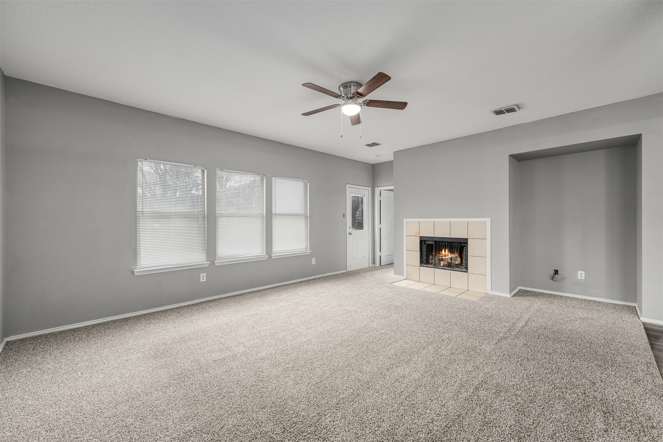 1092 Winding Creek Cedar Hill TX 75104