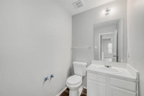 1092 Winding Creek Cedar Hill TX 75104