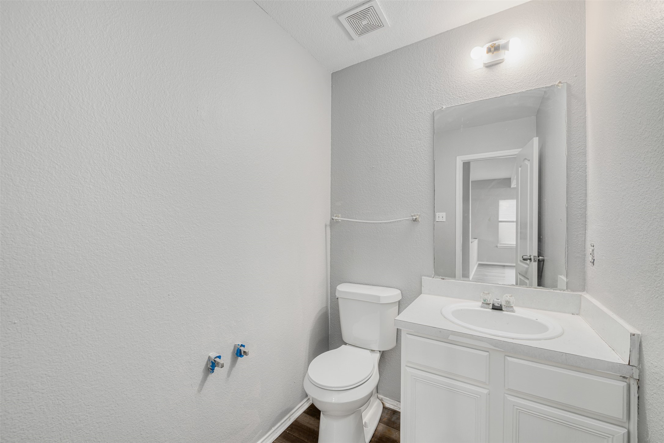 1092 Winding Creek Cedar Hill TX 75104