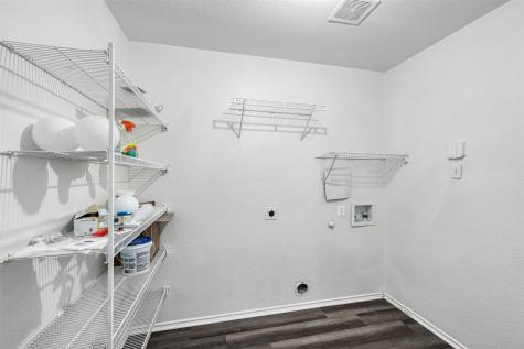1092 Winding Creek Cedar Hill TX 75104