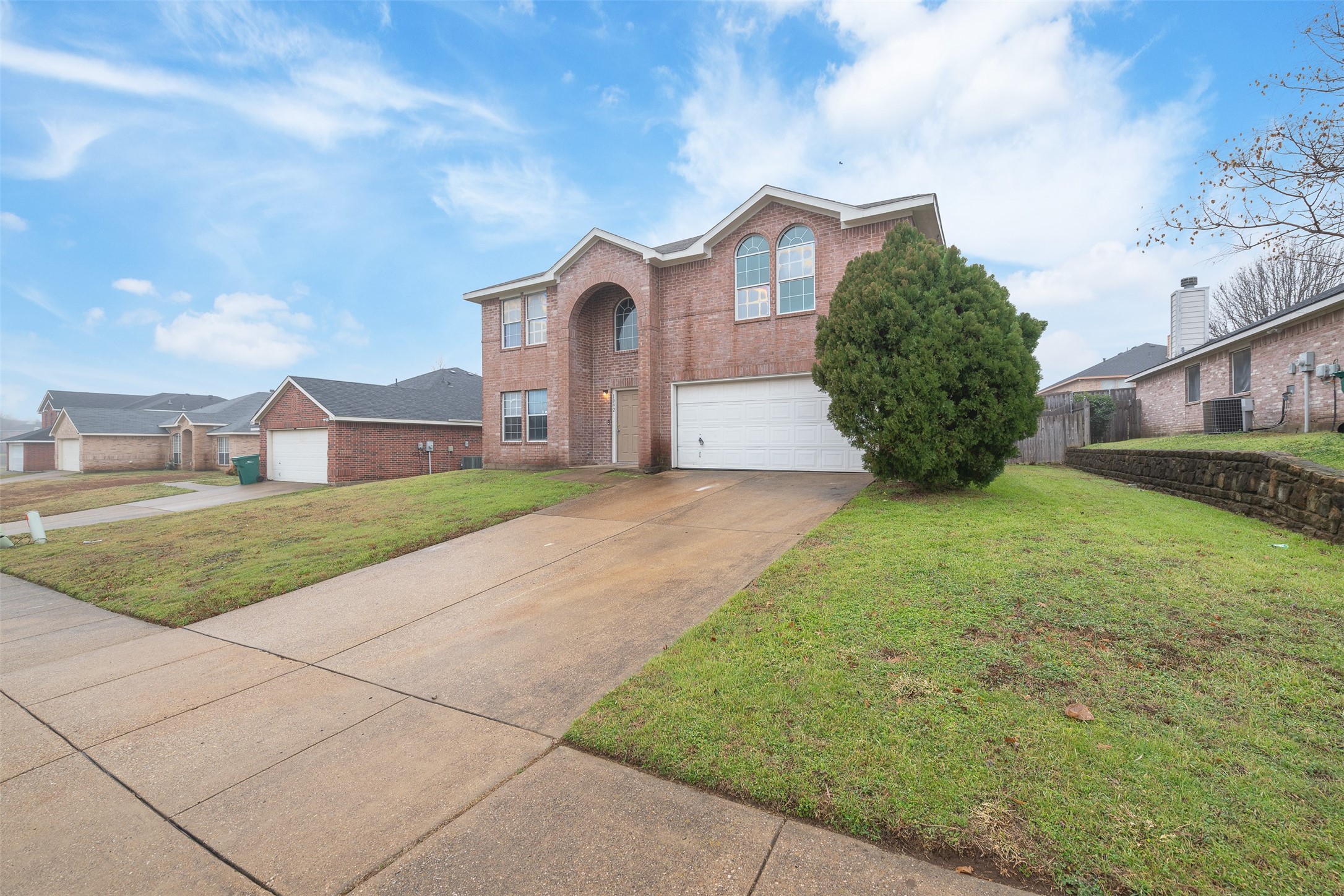 1092 Winding Creek Cedar Hill TX 75104