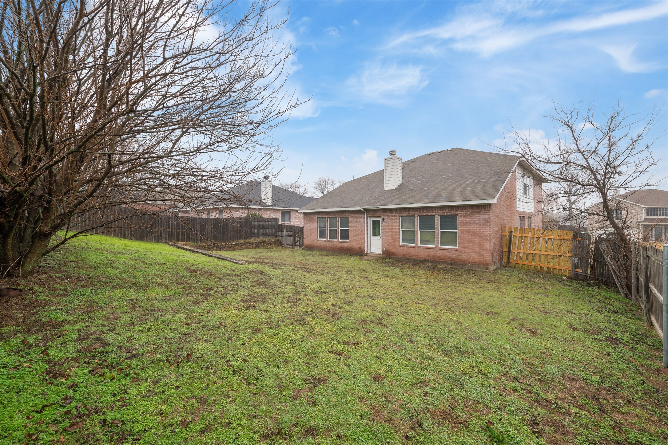 1092 Winding Creek Cedar Hill TX 75104
