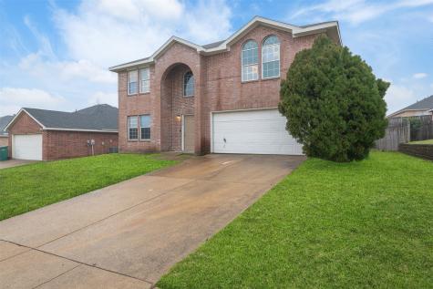 1092 Winding Creek Cedar Hill TX 75104
