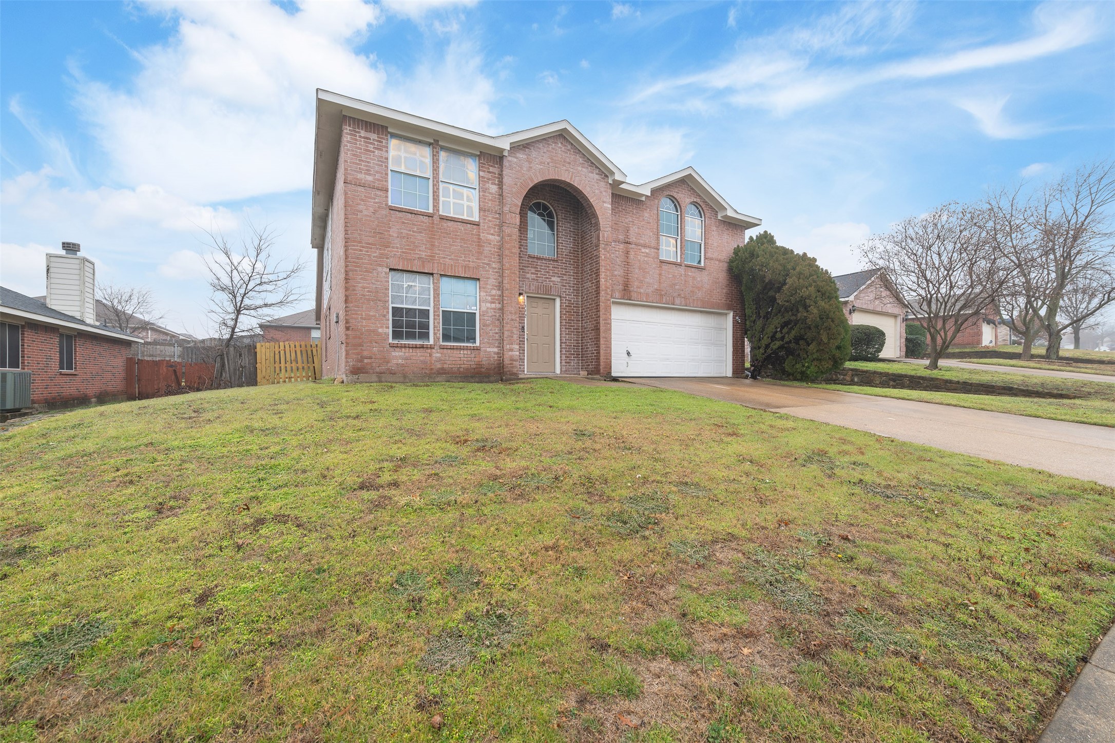 1092 Winding Creek Cedar Hill TX 75104