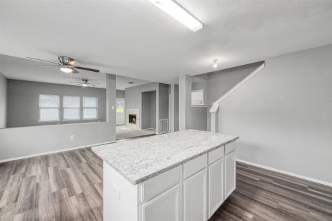1092 Winding Creek Cedar Hill TX 75104