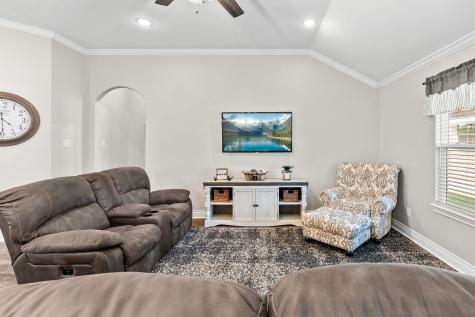 8003 Scott Lane Greenville TX 75402
