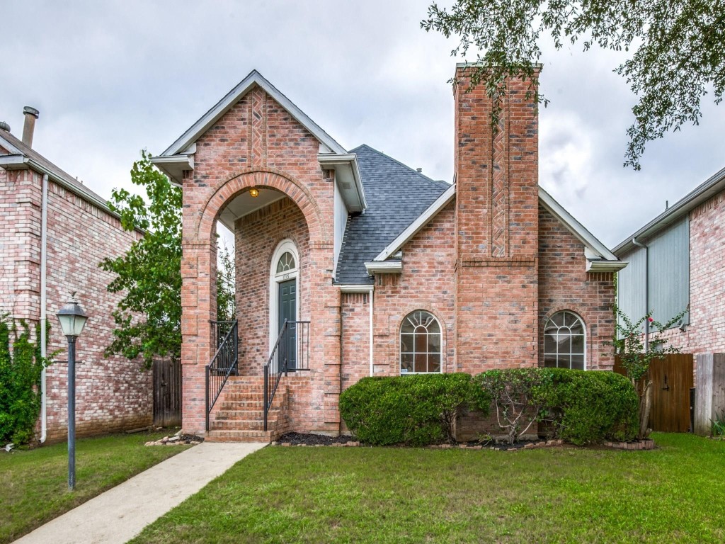 1713 Creekbend Drive Lewisville TX 75067