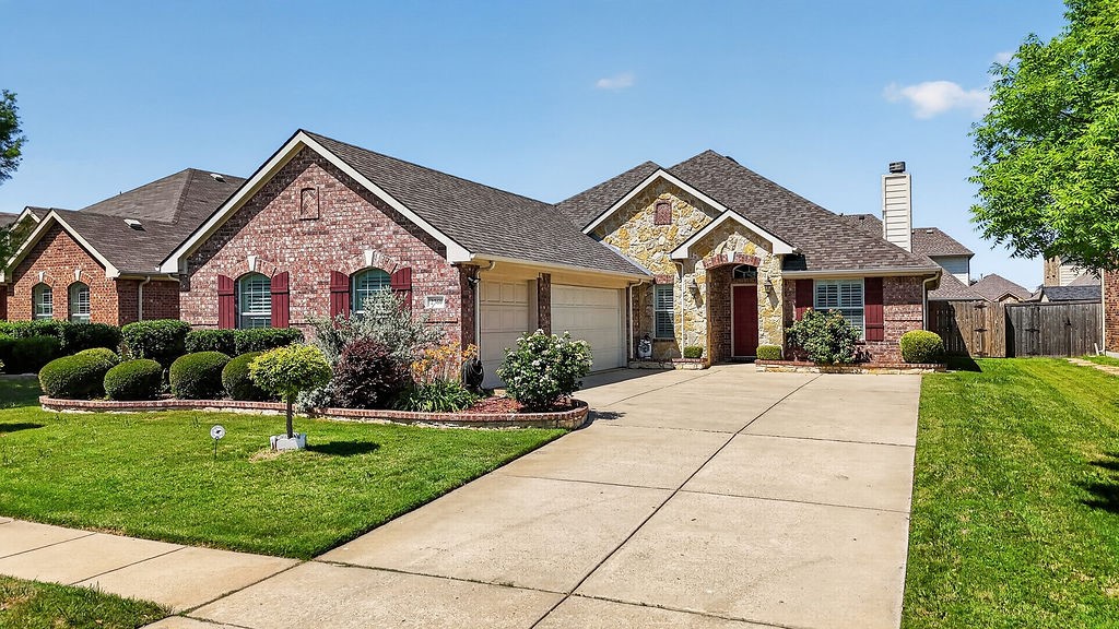 2360 Collin Drive Grand Prairie TX 75052