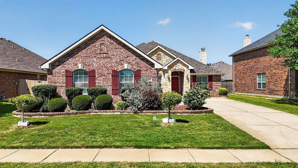 2360 Collin Drive Grand Prairie TX 75052