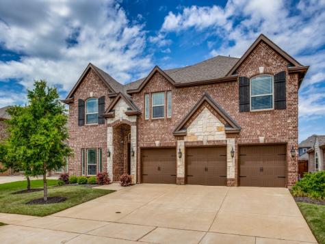 1305 Hodge Street Mckinney TX 75071