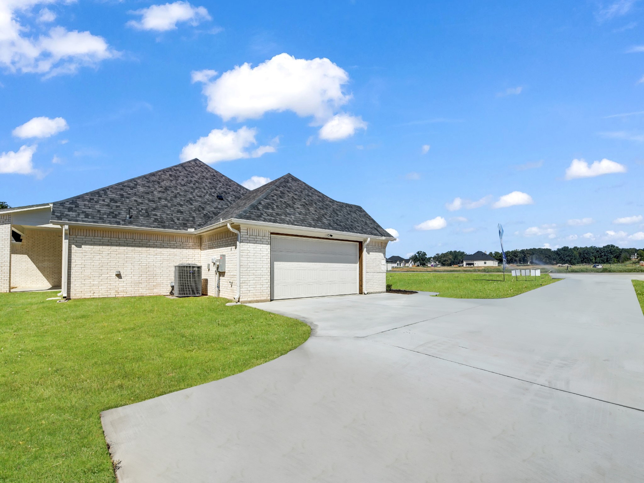 1012 Arbor Vista Drive Azle TX 76020