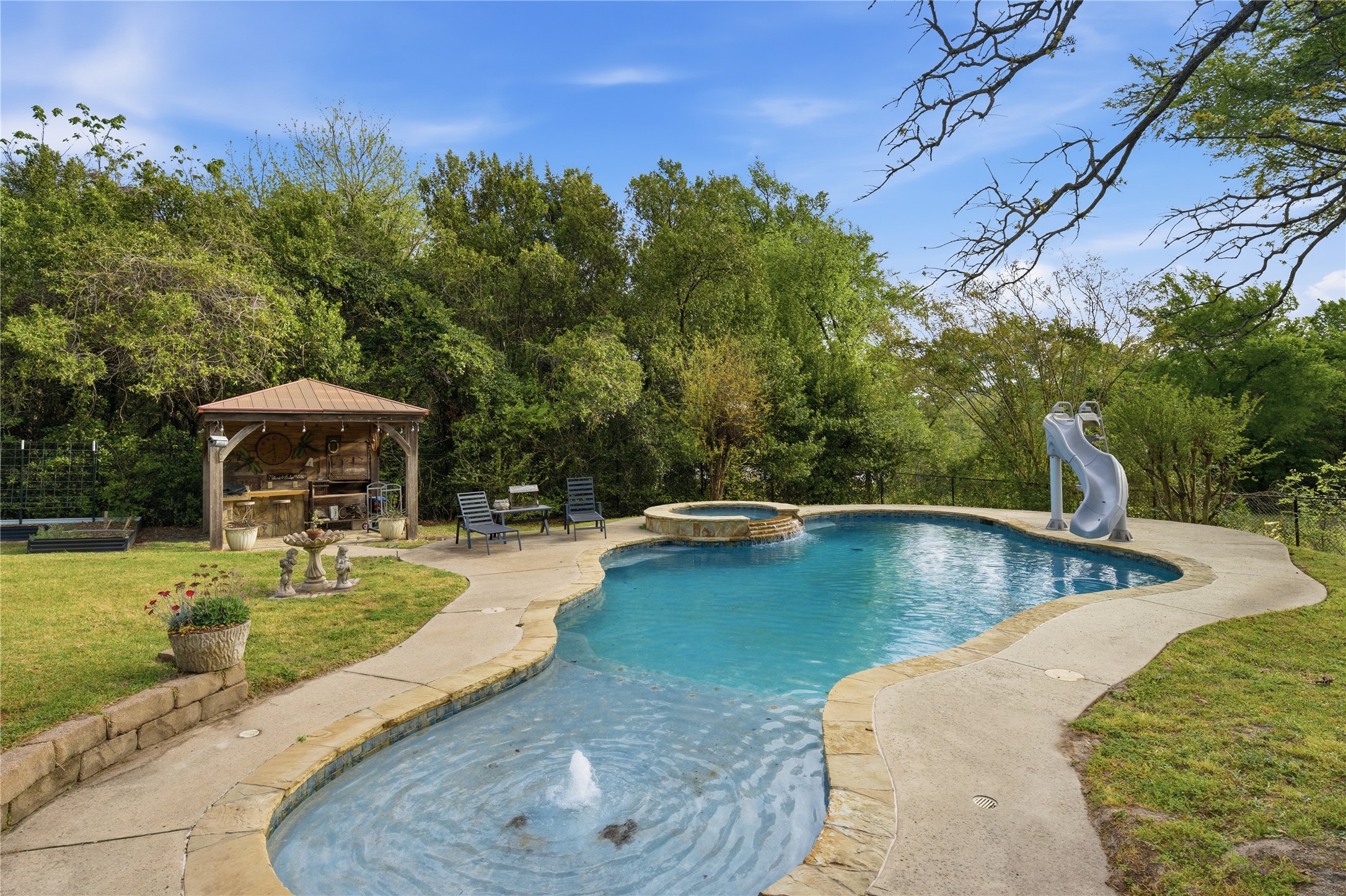 603 Country Club Circle Athens TX 75751