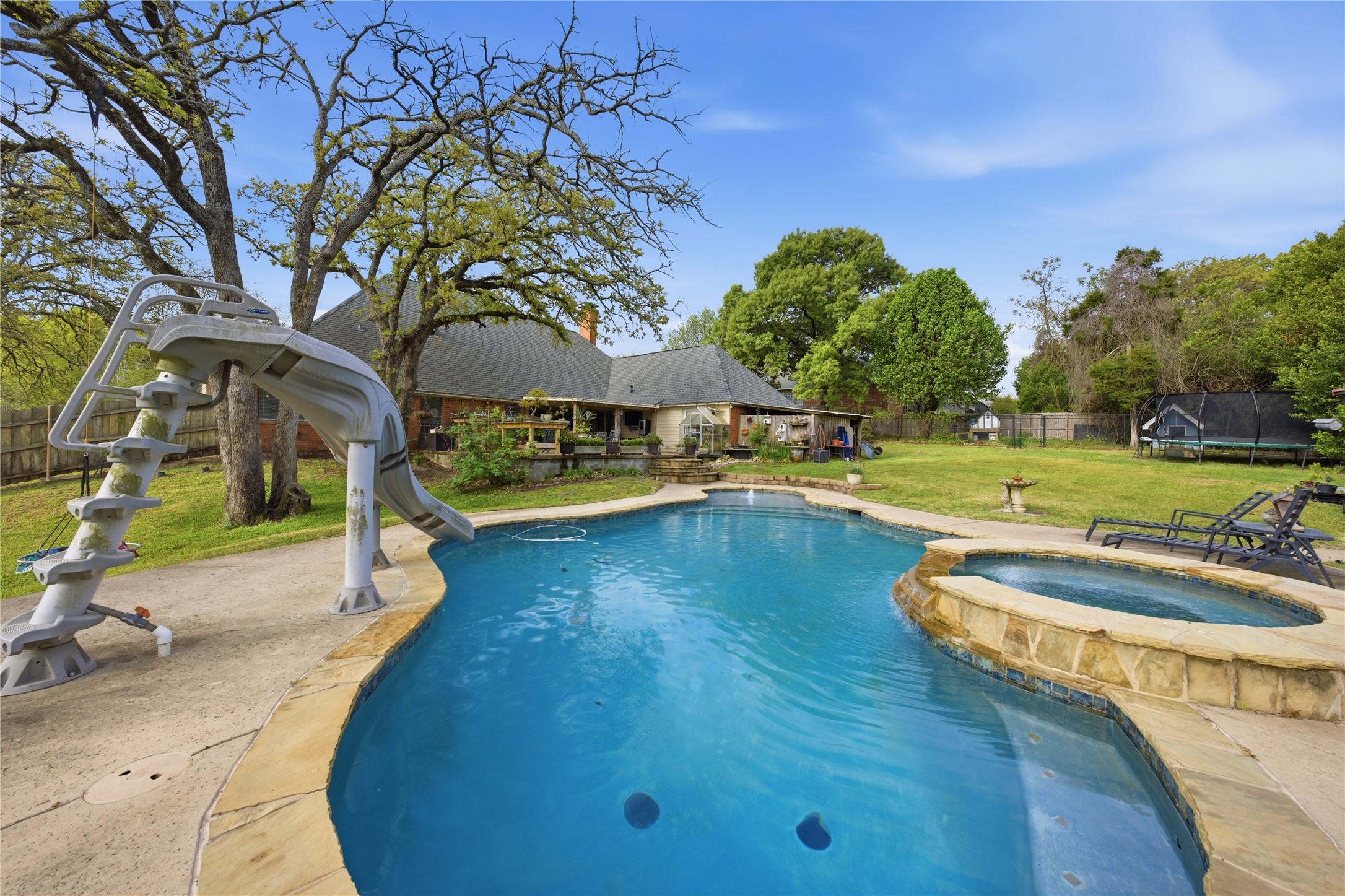 603 Country Club Circle Athens TX 75751