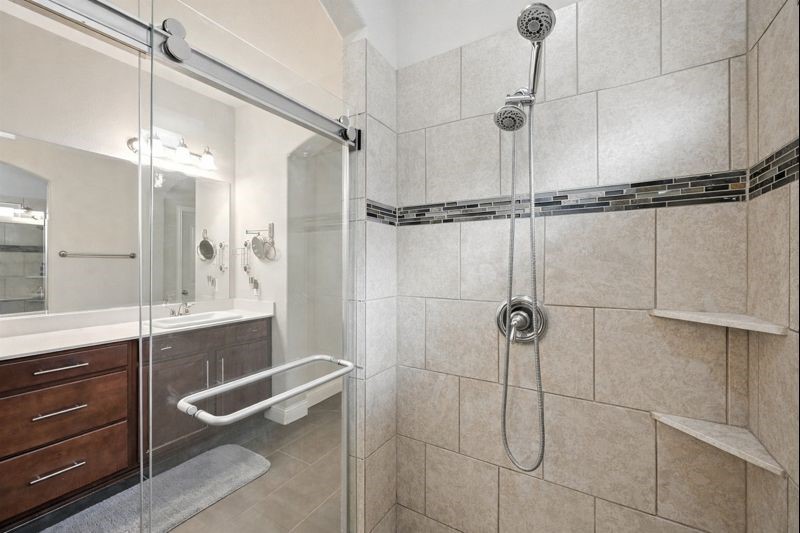 933 Spring Falls Drive Mckinney TX 75071