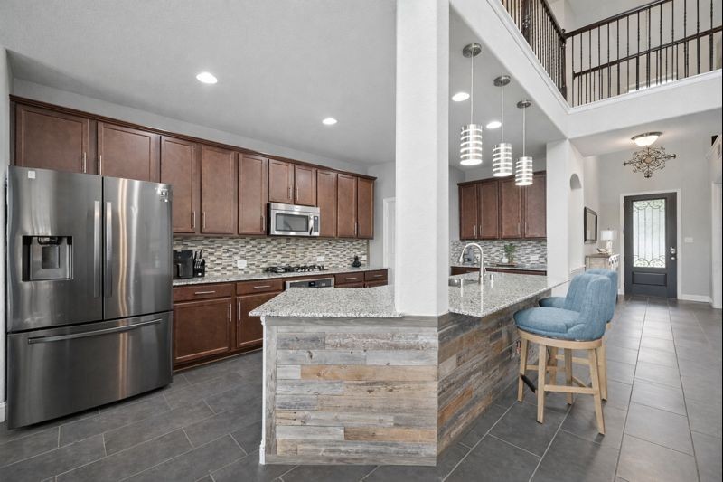 933 Spring Falls Drive Mckinney TX 75071