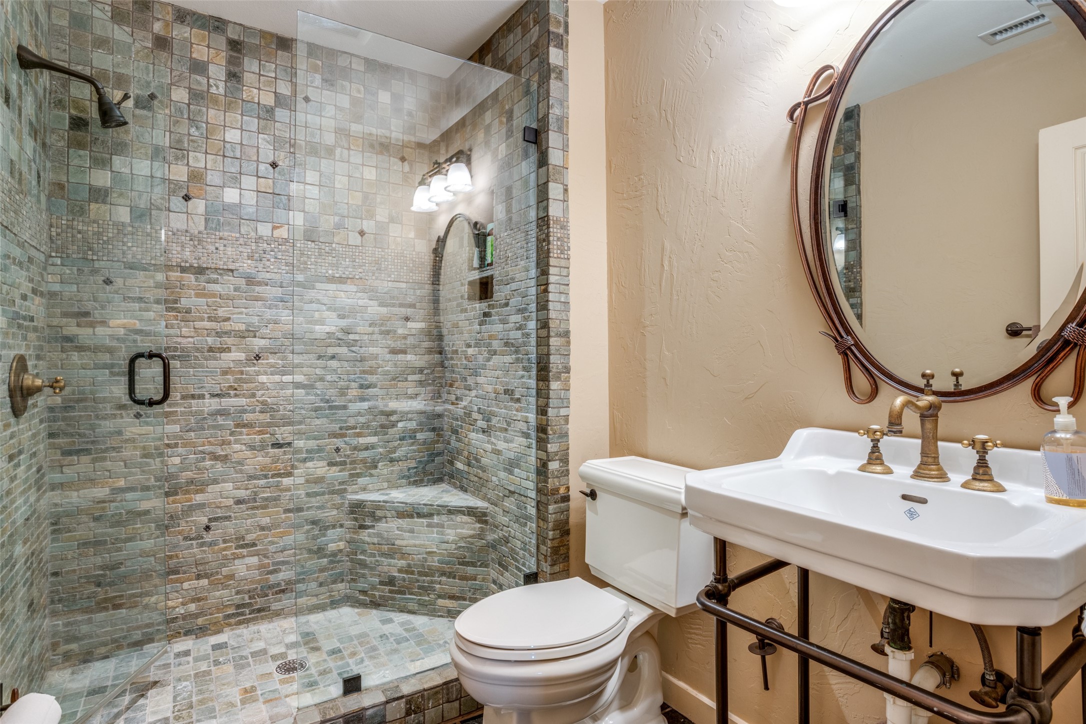 6700 Valley View Drive Athens TX 75752