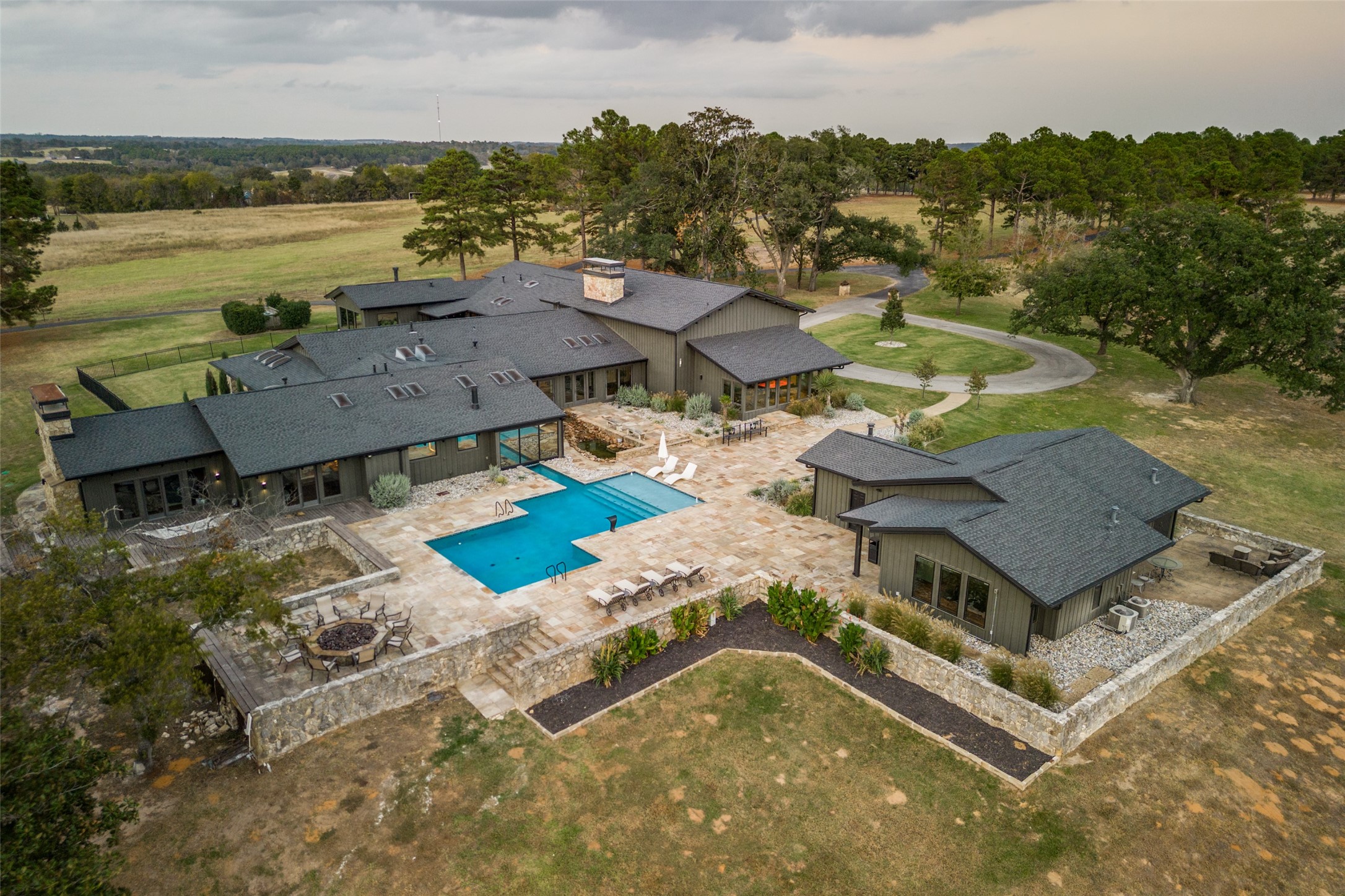 6700 Valley View Drive Athens TX 75752