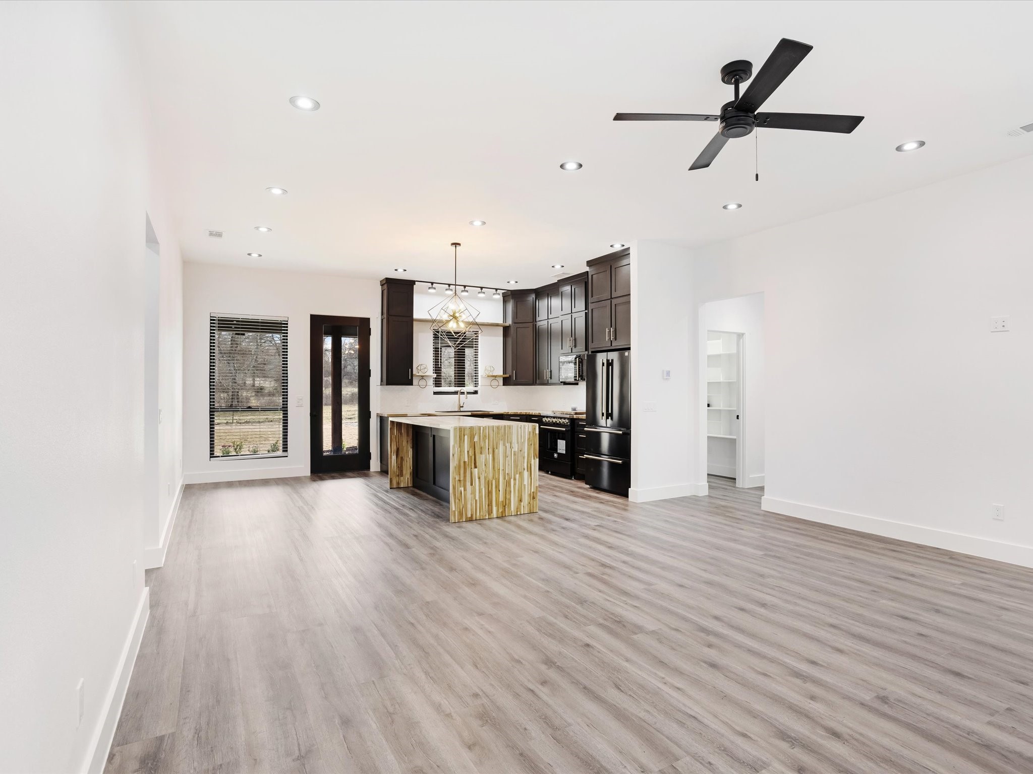510 W Bells Boulevard Bells TX 75414